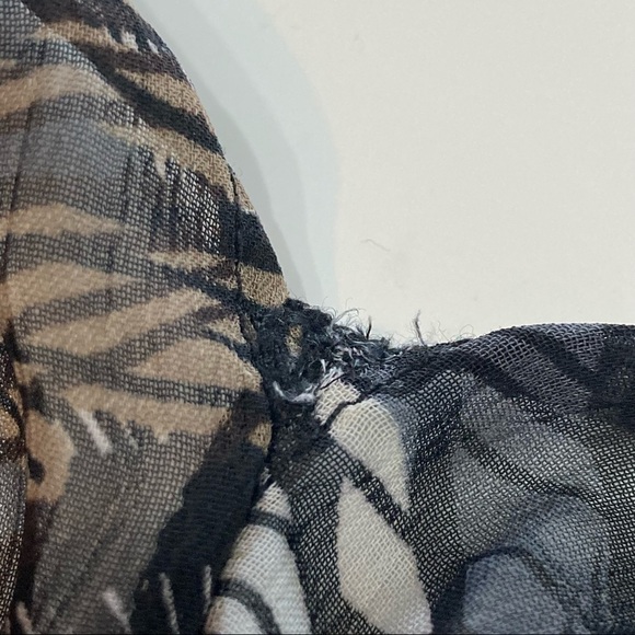 Smart Set Sheer Tribal Print Scoop Neck Sleeveless Blouse Size XL - Picture 9 of 10